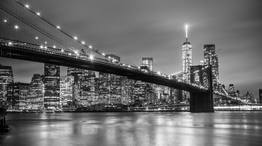 Картина на холсте Светящийся шпиль над Бруклинским мостом, арт hd0787401